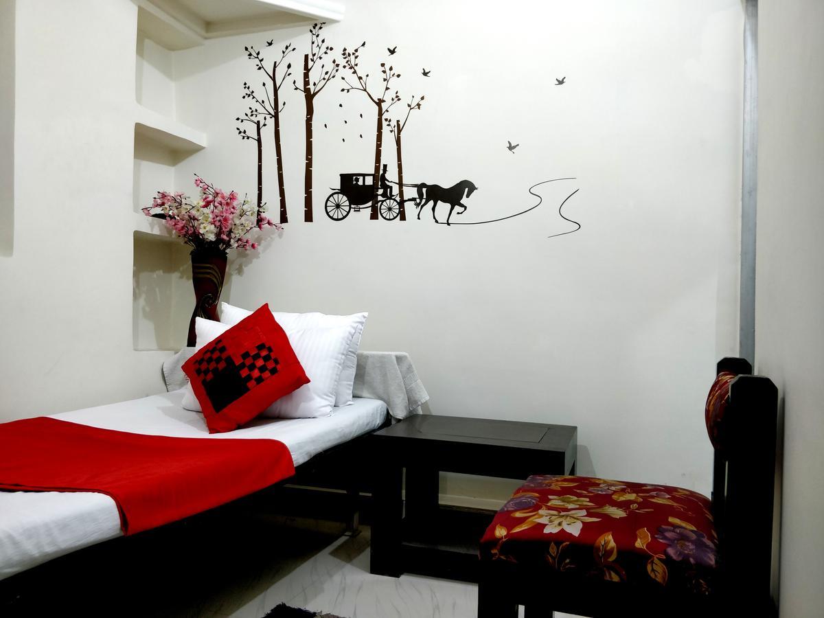 City Hotel Prayagraj Luaran gambar