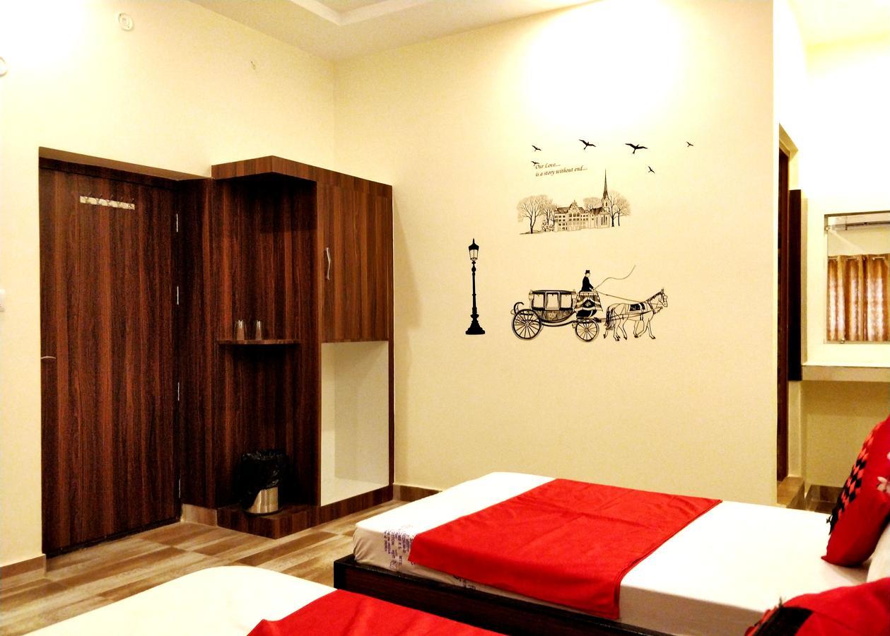 City Hotel Prayagraj Luaran gambar