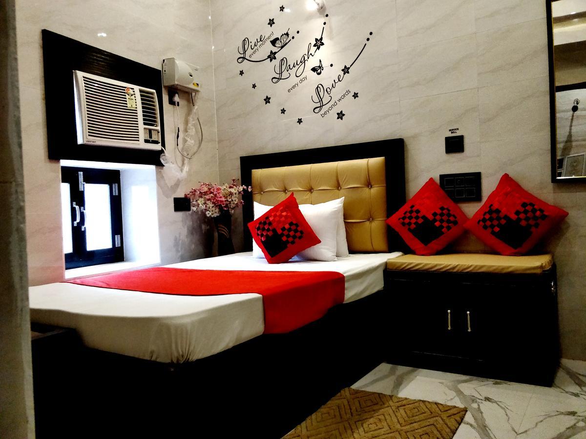 City Hotel Prayagraj Luaran gambar