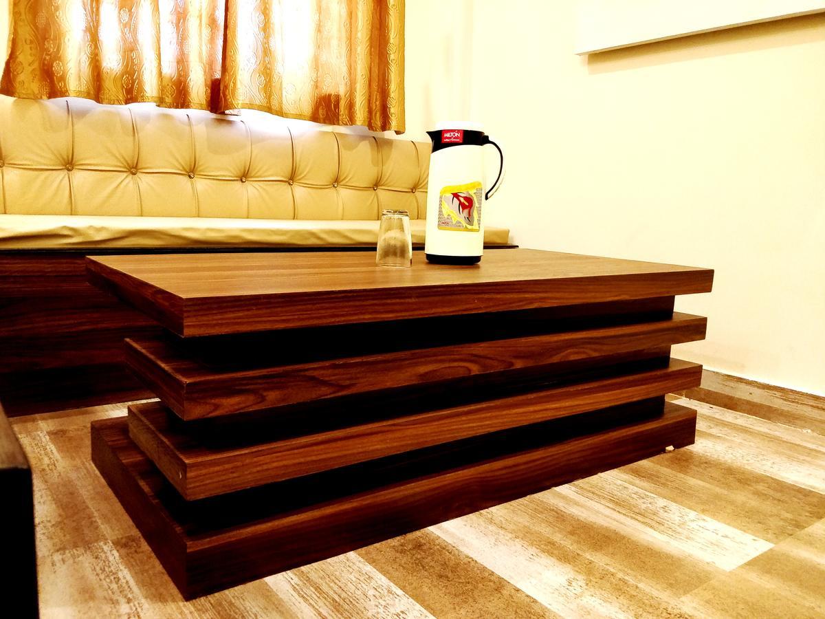 City Hotel Prayagraj Luaran gambar