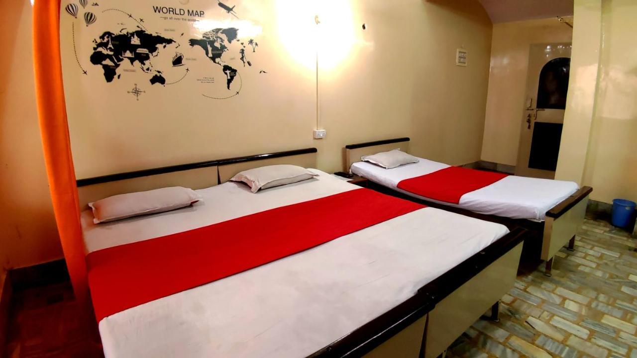 City Hotel Prayagraj Luaran gambar