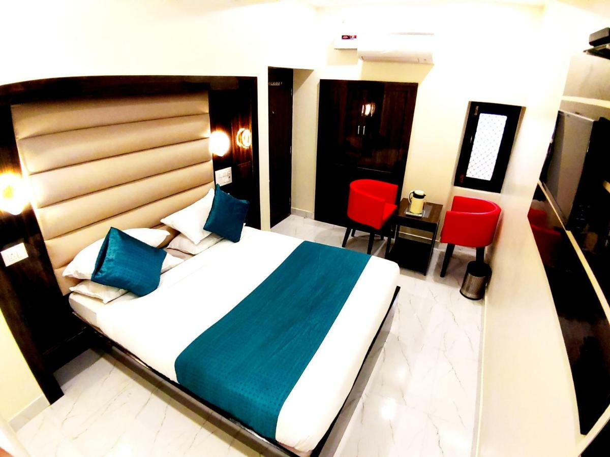 City Hotel Prayagraj Luaran gambar