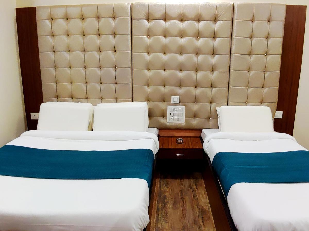 City Hotel Prayagraj Luaran gambar